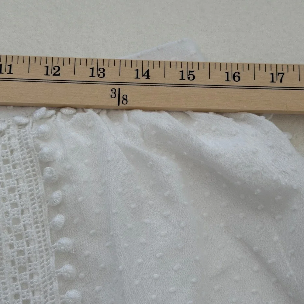 J.Crew Mini Skirt Crochet Lace White Cotton Swiss Dot Pom Pom Summer Boho 8 EUC - Picture 10 of 14